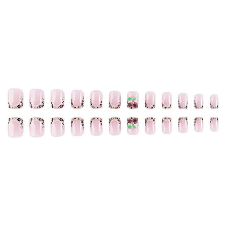 Kreative Press-On Nagelkunst