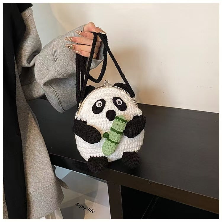 Süßes gehäkeltes Panda-Thema Umhängetasche