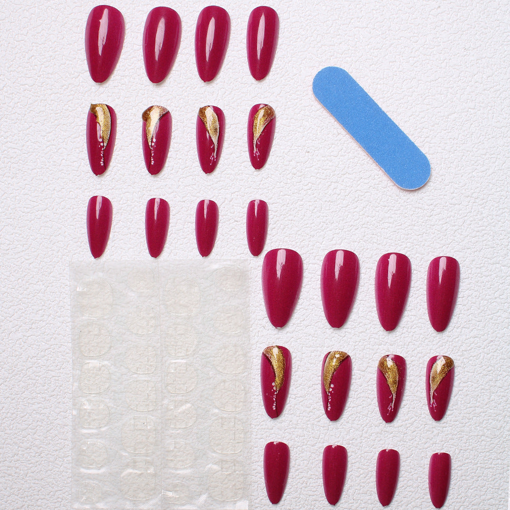 Elegante Stiletto Press-On Nagelkunst Karnz