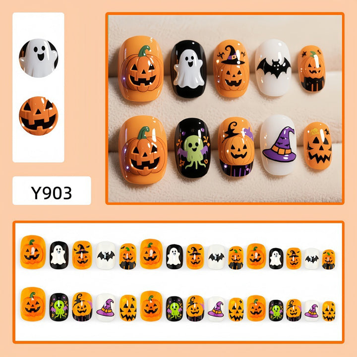 Kunstnägel Im Kreativen Halloween-Motiv Karnz