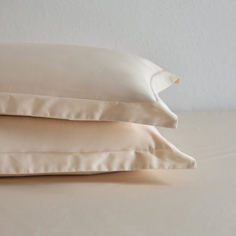 Premium-Kissenbezug- und Spannbettlaken-Set aus Baumwoll-Perkal mit Hotelkante