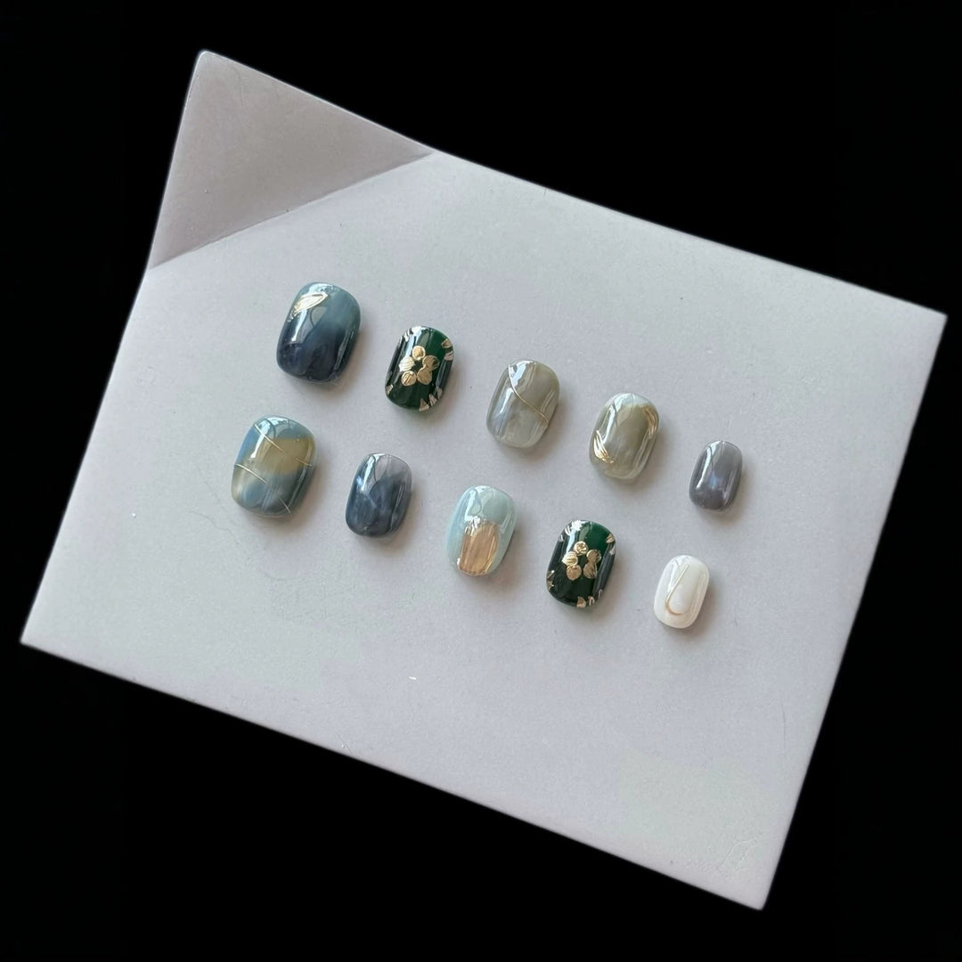Botanischer Blumendruck-Press-On-Nagelset