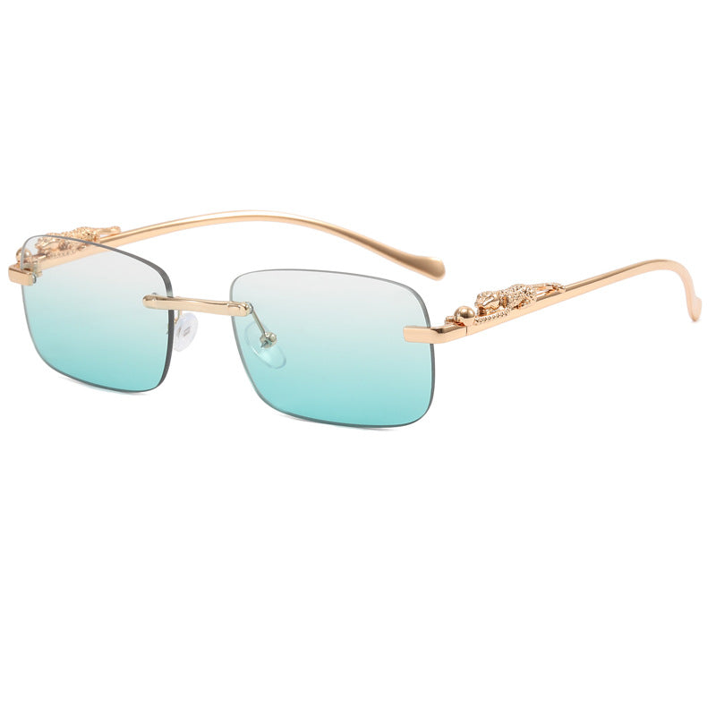 Damen Designer-Sonnenbrille mit feinem Metallrahmen und luxuriösen Details Karnz