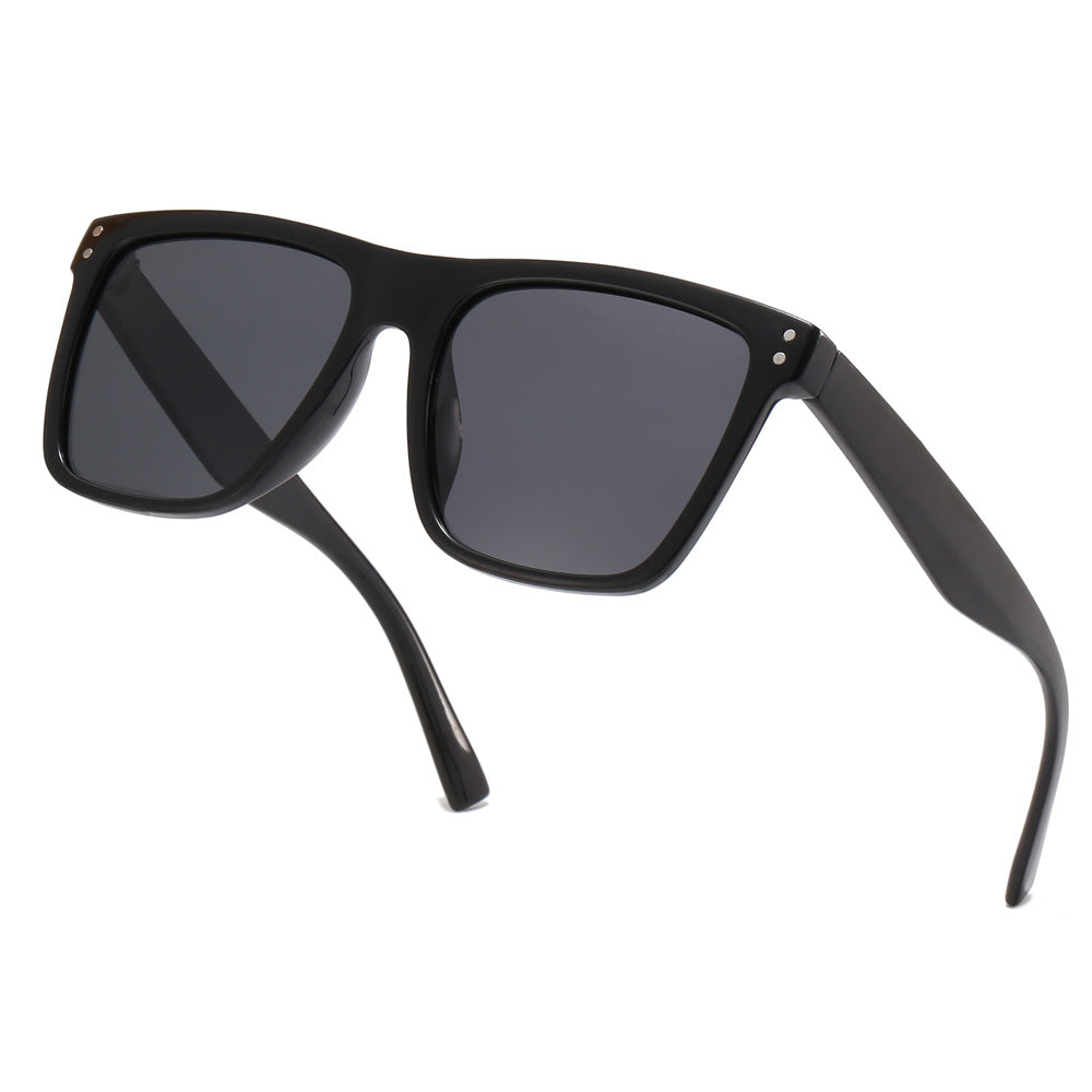 Damen Modische Sonnenbrille mit modernem, mattem Rahmen Karnz