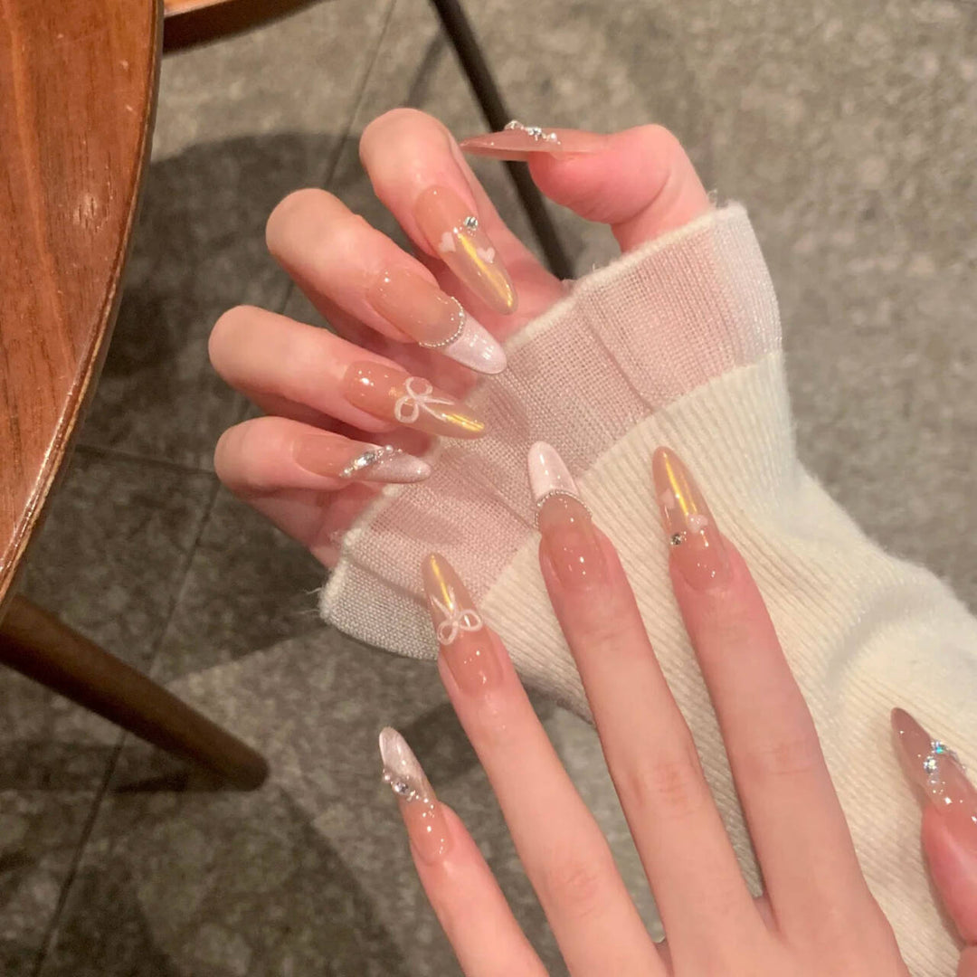 Elegante Press-On Nagelverlängerungen Karnz