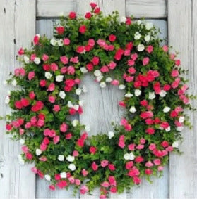 Floraler dekorativer Kranz