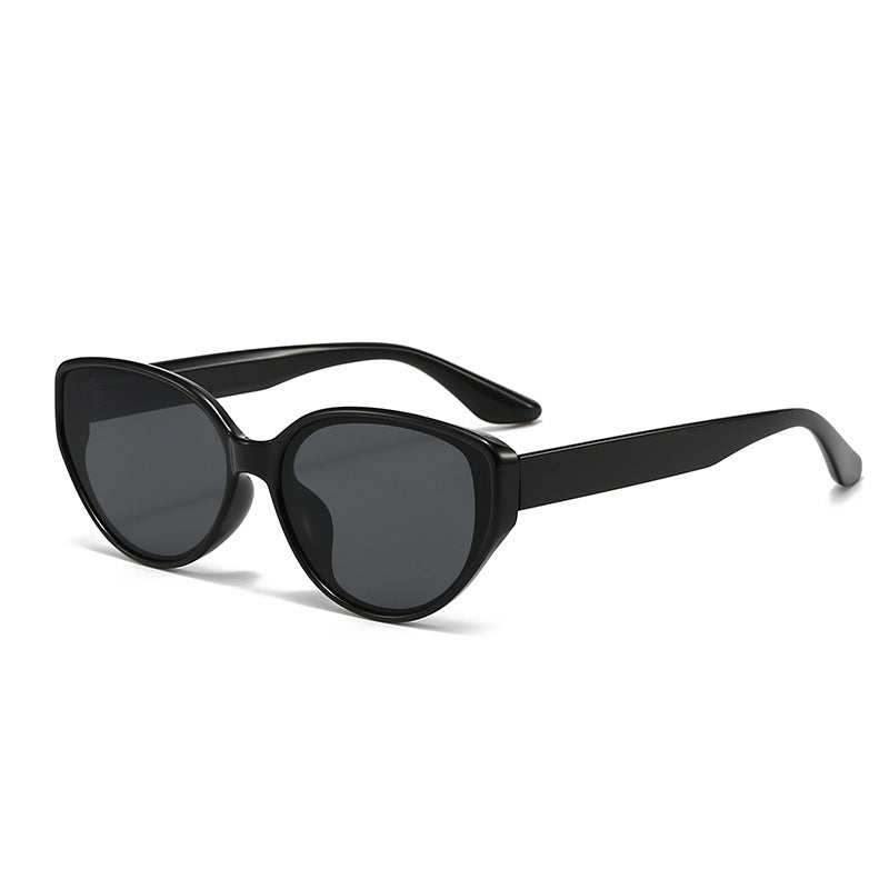 Damen Cat-Eye Brille mit transparentem Rahmen Karnz