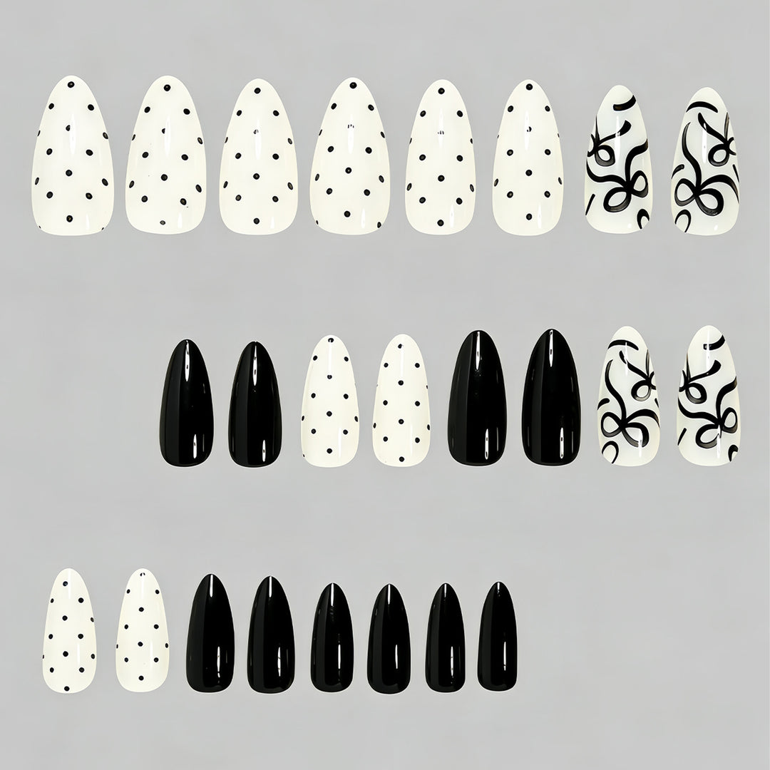 Künstlerisches Press-On-Nagelset mit Schleifen-Designs Karnz