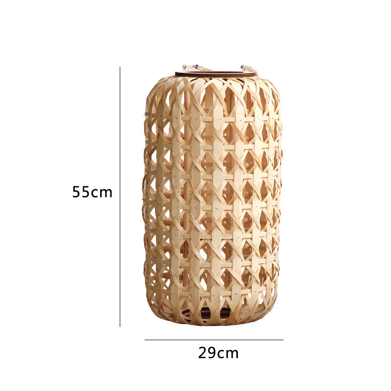 Elegante Laterne aus handgewebtem Naturmaterial Karnz