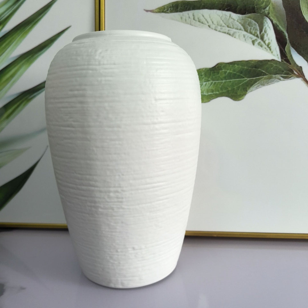 Elegante strukturierte Keramikvase Karnz