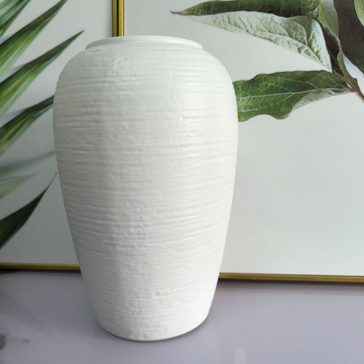 Elegante strukturierte Keramikvase Karnz