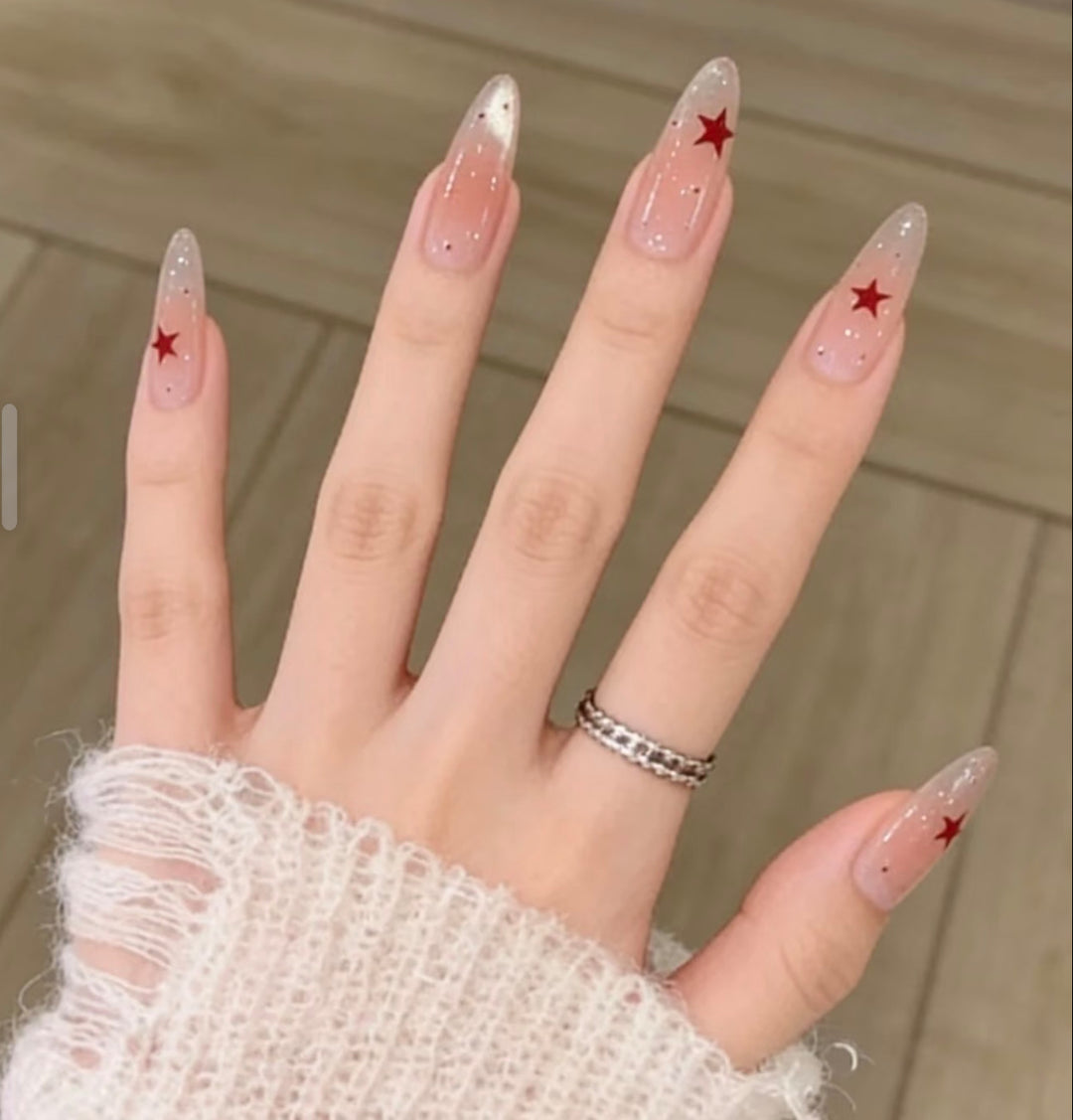 Künstlerisches Press-On-Nagelset mit Sternenmotiv Karnz