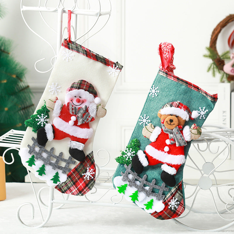 Festlicher Weihnachtsstrumpf mit niedlichem Weihnachtsmann-Motiv Karnz