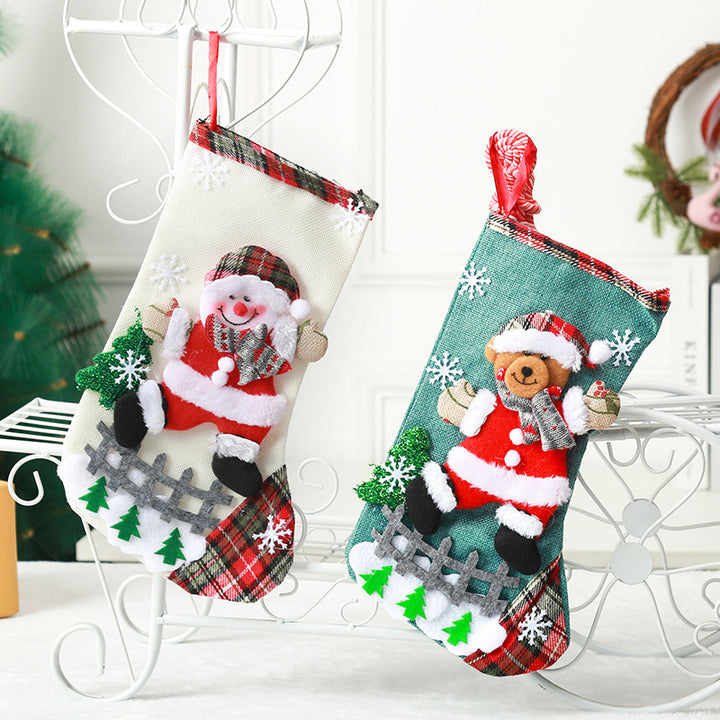 Festlicher Weihnachtsstrumpf mit niedlichem Weihnachtsmann-Motiv Karnz