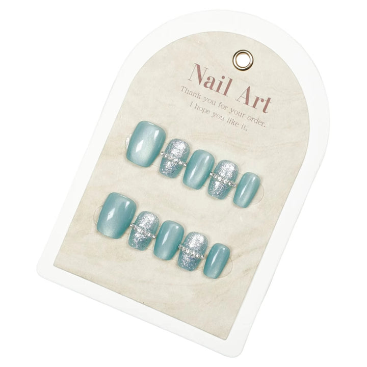 Glänzendes dekoratives Press-On-Nagelset Karnz