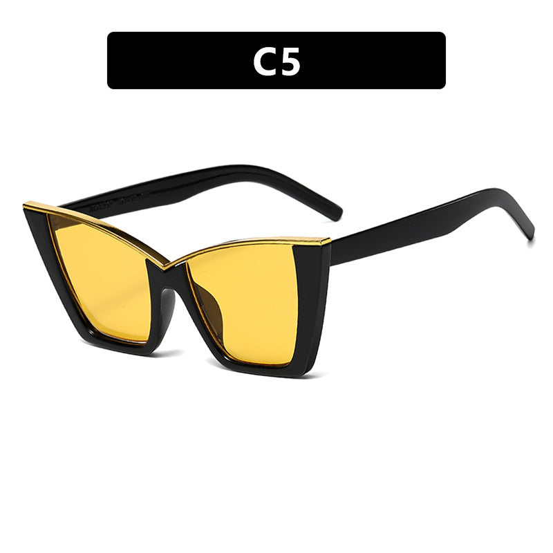 Damen extravagante Sonnenbrille mit einzigartigem Design und goldenen Akzenten Karnz