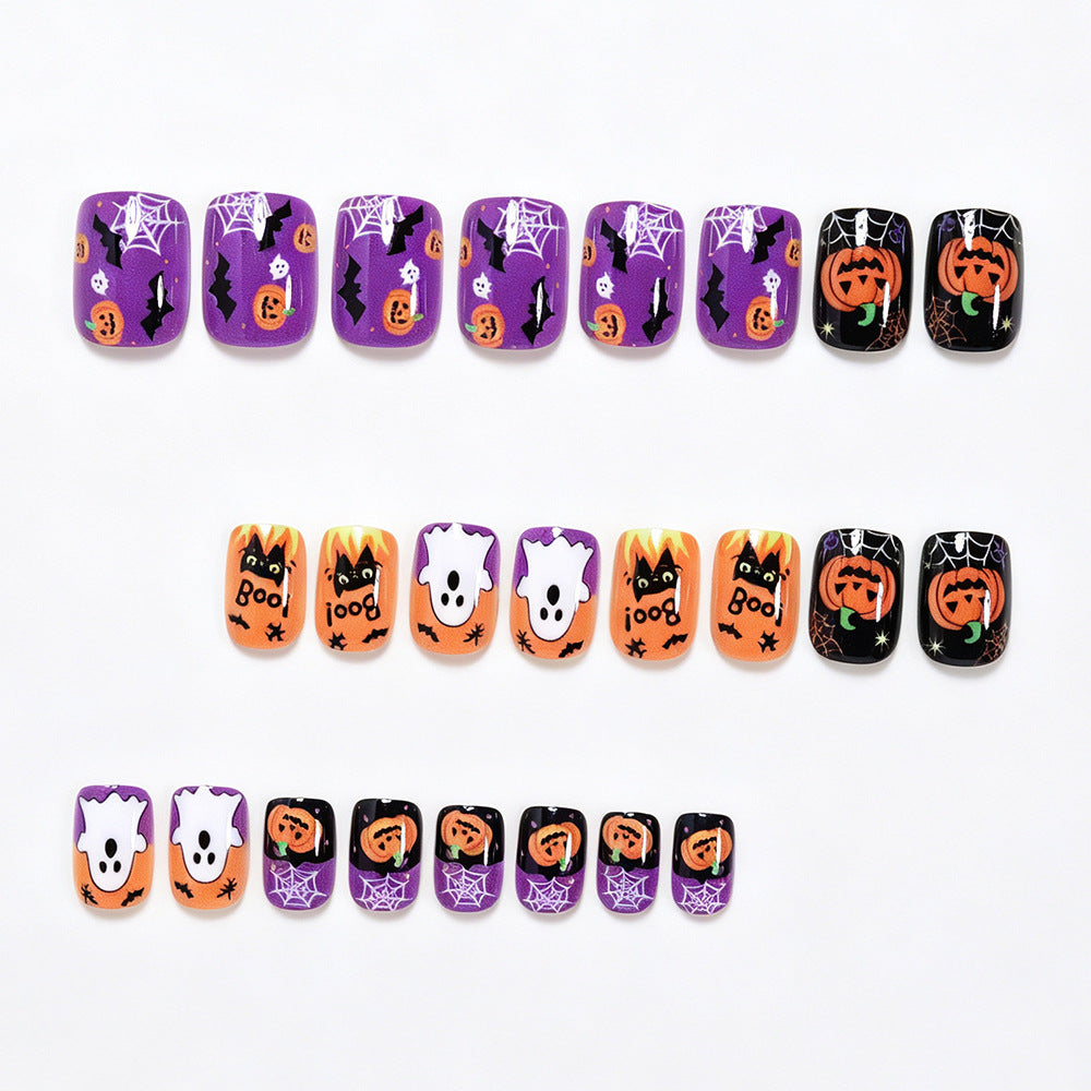 Halloween-Themen Dekorative Press-On Nagelkunst Karnz