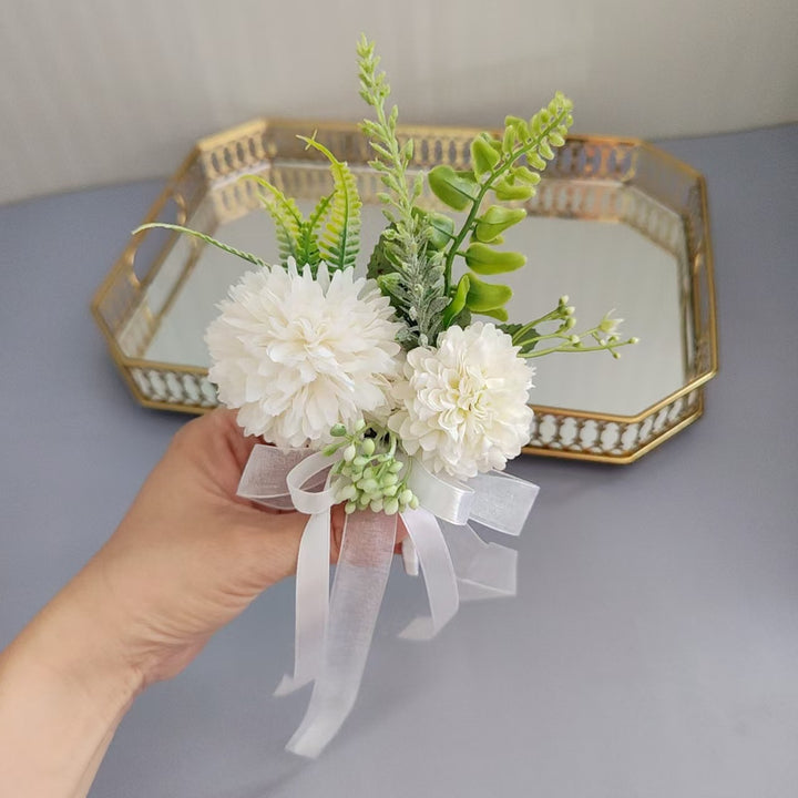 Charmante Blumen Corsage
