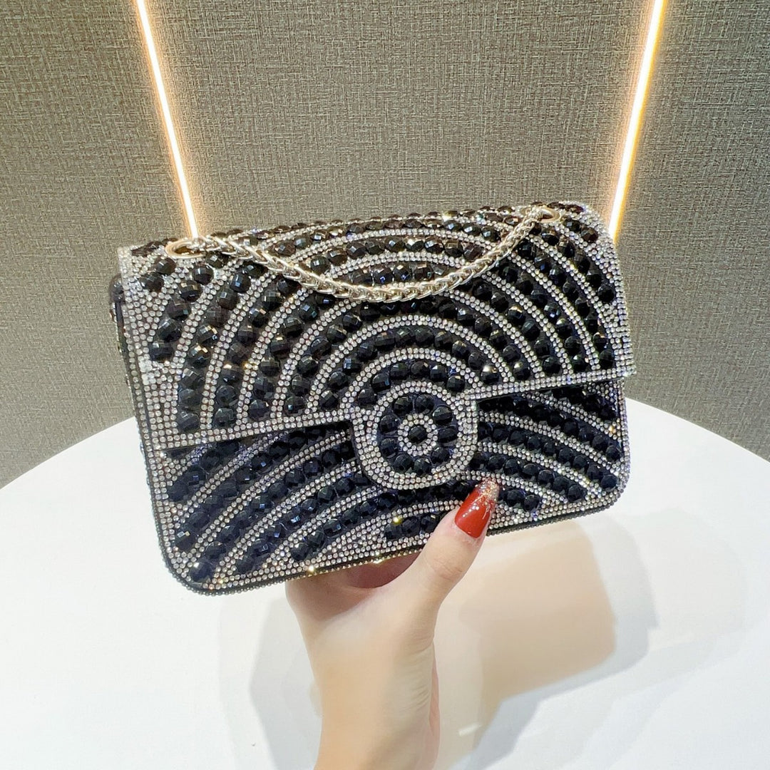Glamouröse Kristallverzierte Abend-Clutch