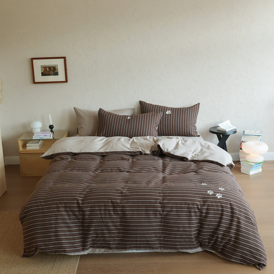 Striped Reversible Cotton Sateen Duvet Cover Set with Paw-Print Accent & Pillow Shams