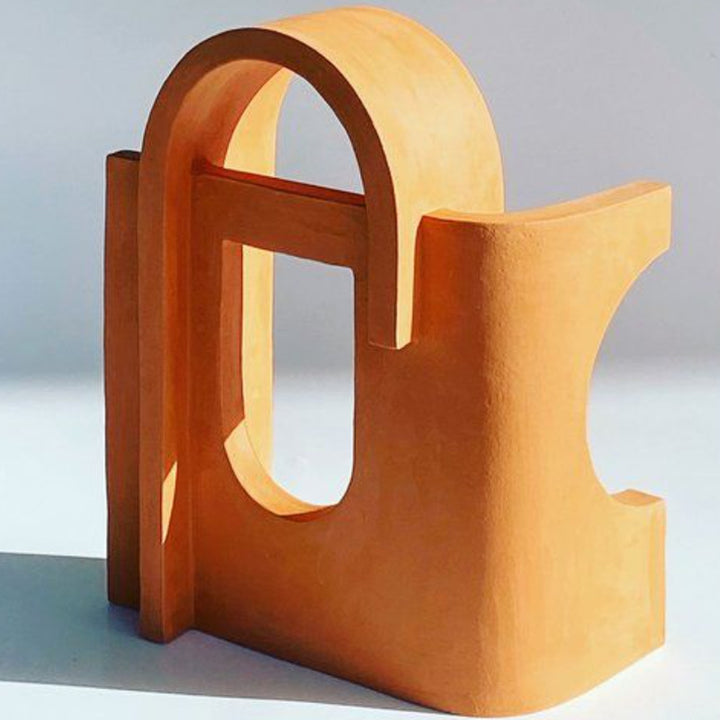 Moderne abstrakte dekorative Skulptur