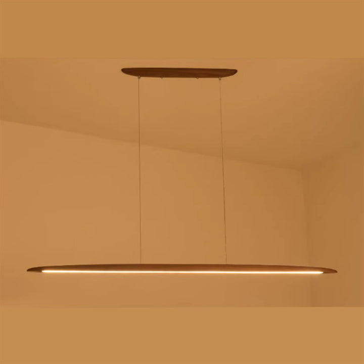 Moderne lineare Pendelleuchte