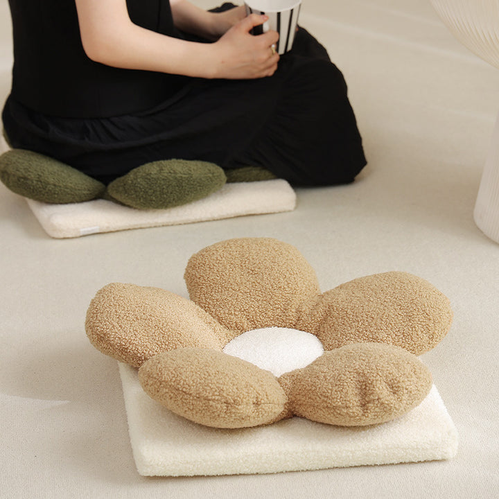 Ergonomisches Blüten‑Sitzkissen aus Bouclé‑Teddy für Stuhl und Hocker