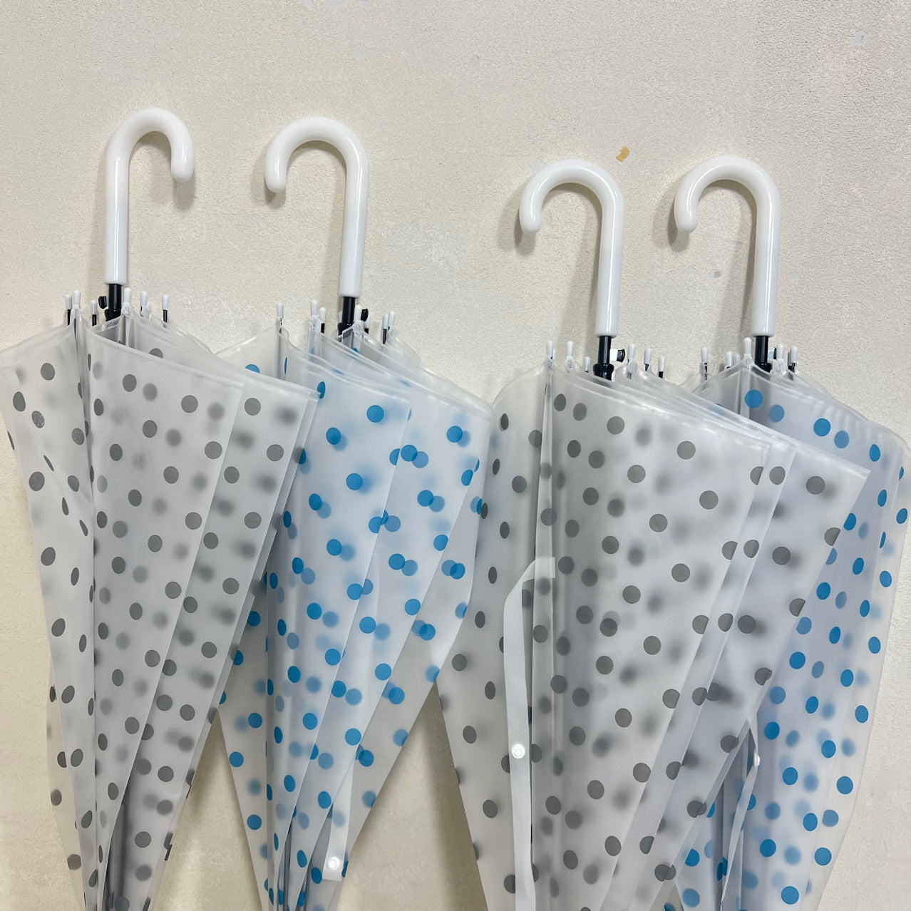 Damen transparenter Regenschirm mit Punkten Karnz