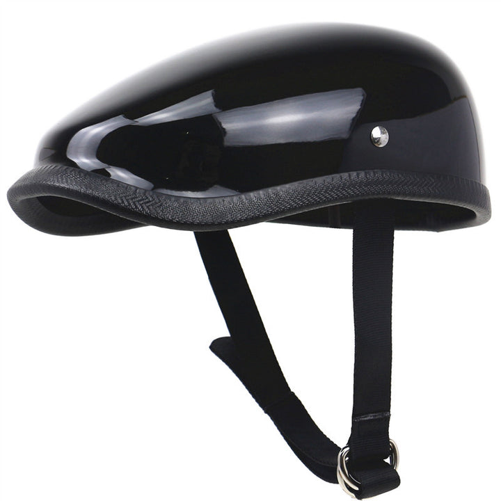 Stylischer Low-Profile Motorradhelm Karnz