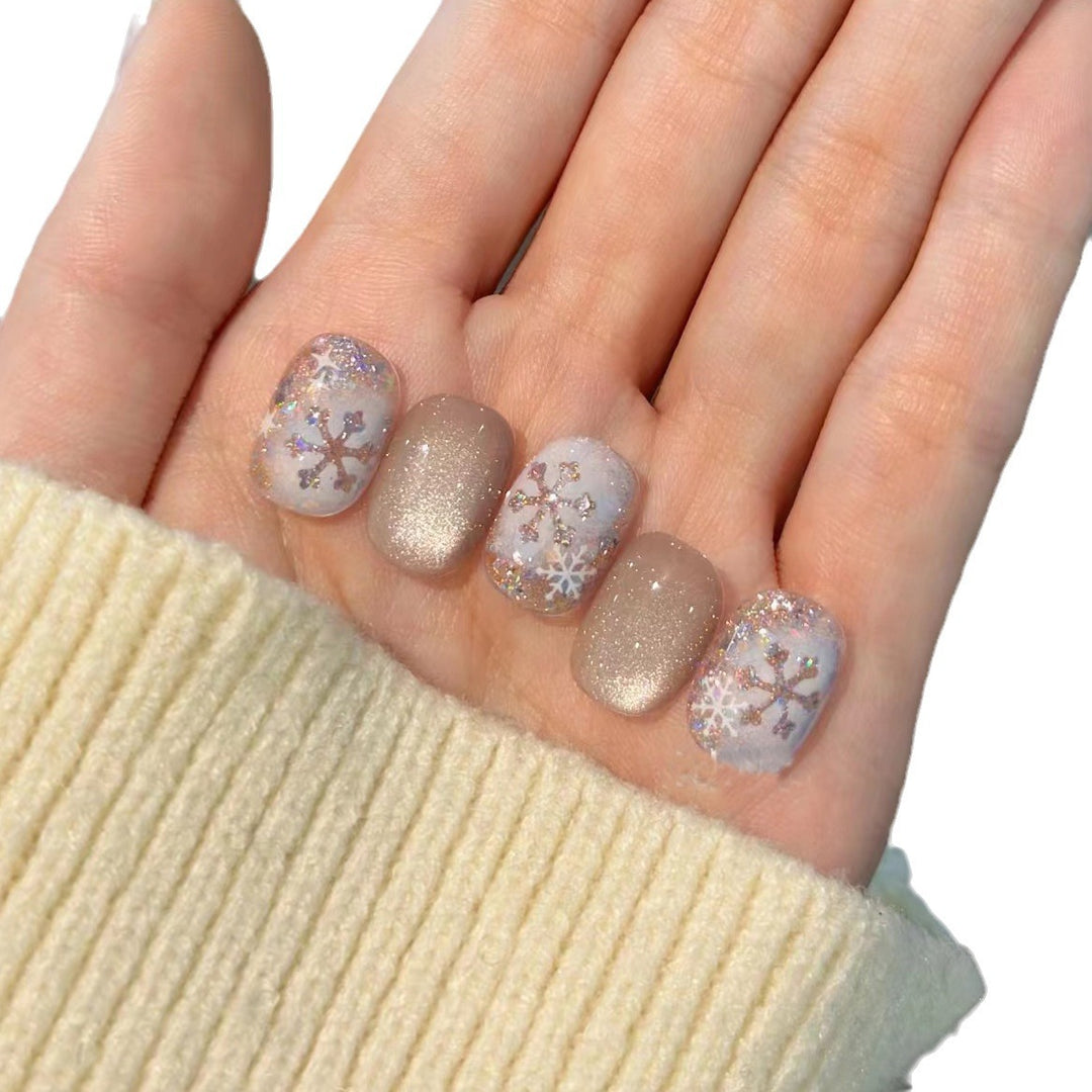 Schickes Glitzer-Press-On-Nagelset mit Schneeflocken-Design Karnz