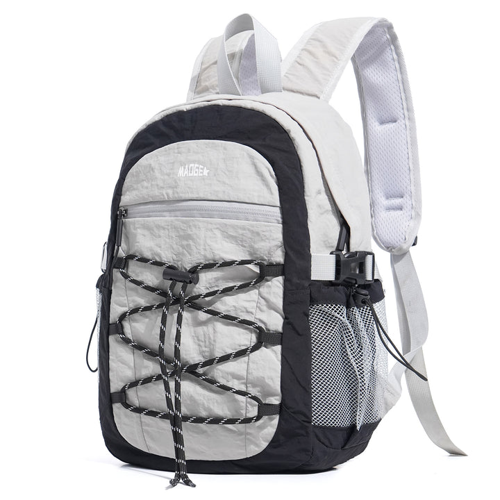 Vielseitiger abenteuerbereiter Rucksack Karnz