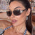 Damen modische Sonnenbrille mit luxuriösem Geometrie-Rahmen und schützendem UV-Filter Karnz