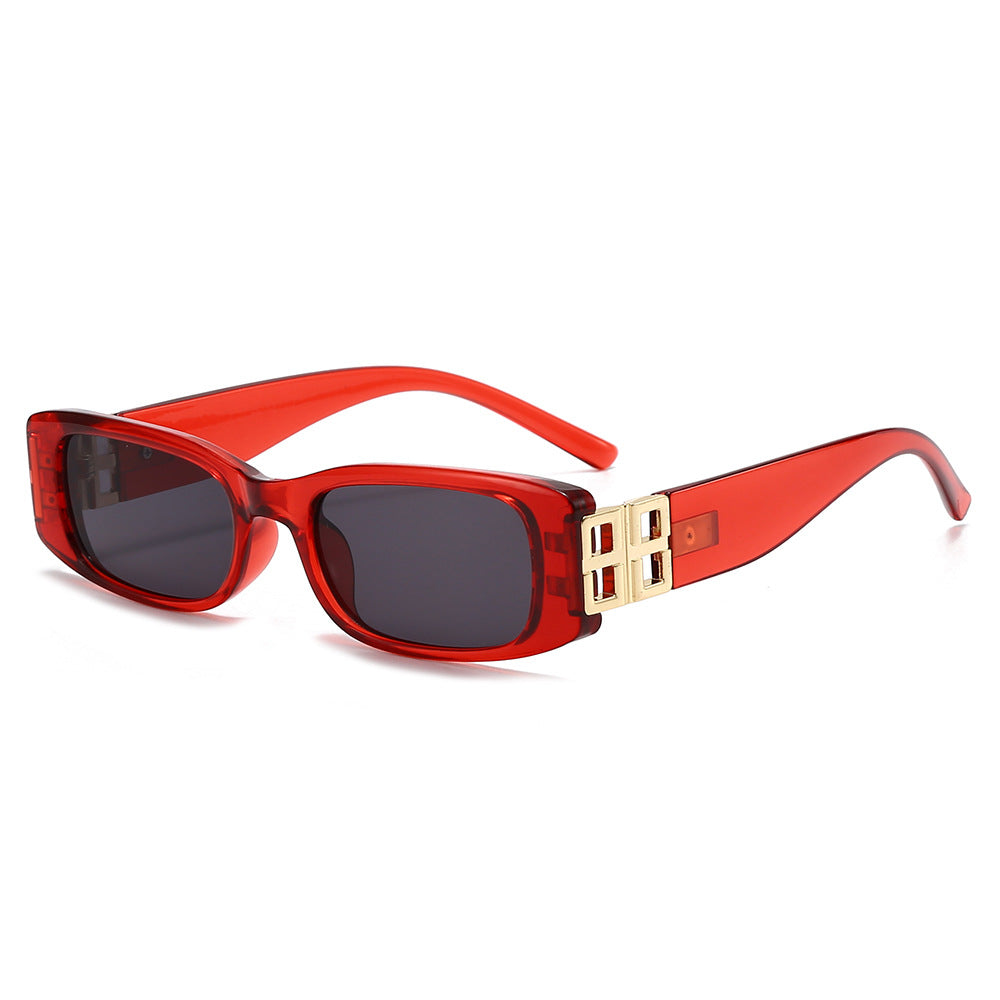 Damen Modische Sonnenbrille mit luxuriösem goldfarbenen Akzent Karnz
