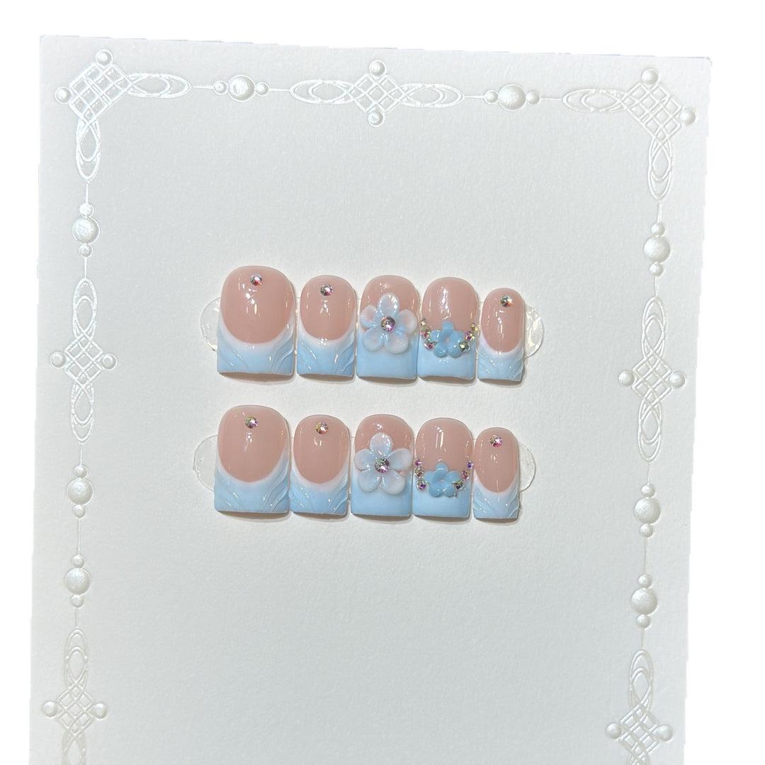 Floral Fantasy Press-On Nail Art Set Karnz