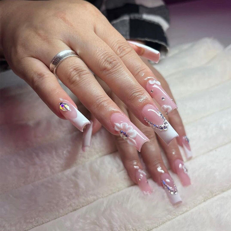 Glamouröse Glitzer-Stiletto Press-On Nägel Karnz