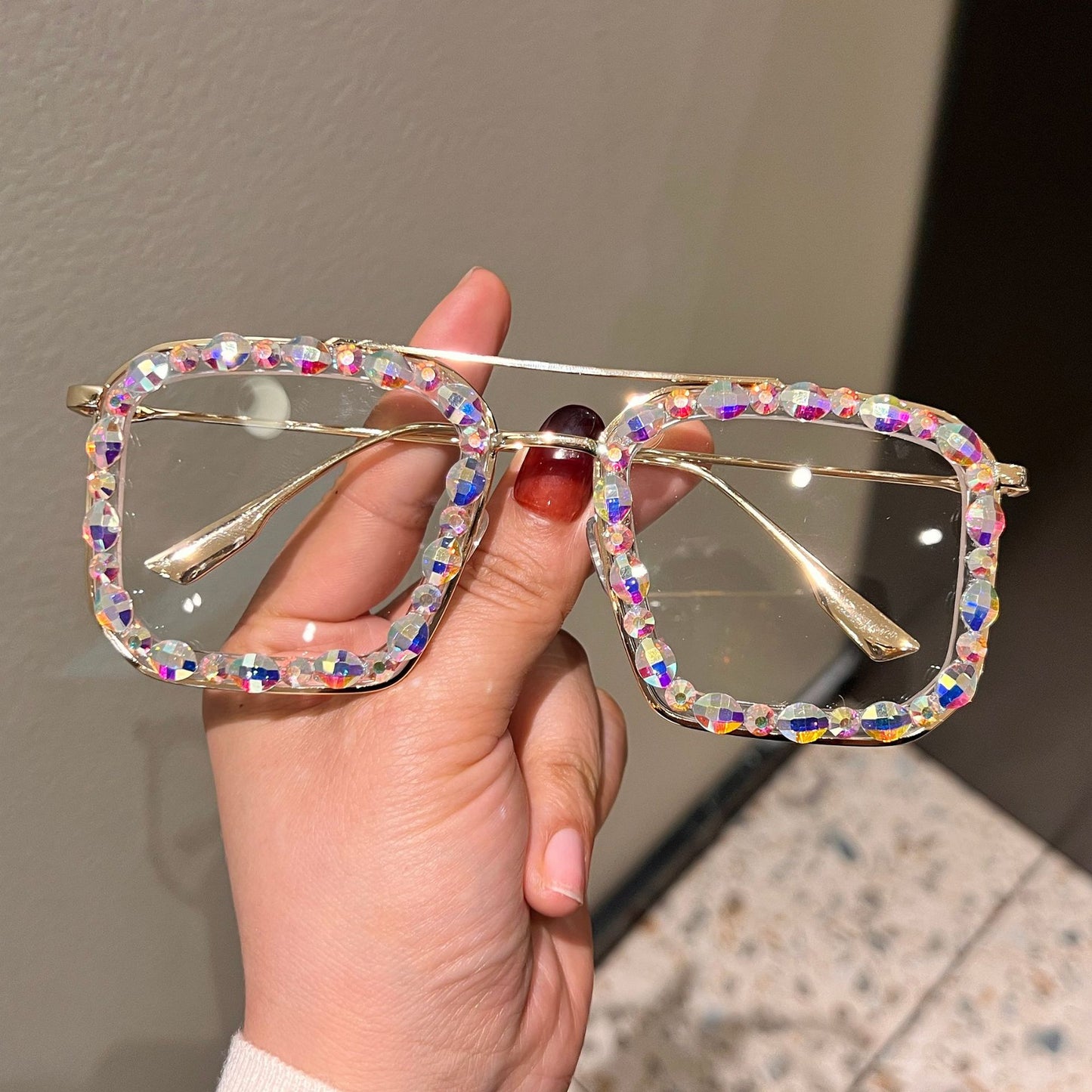 Damen Exklusive Sonnenbrille mit Kristallbesatz Karnz