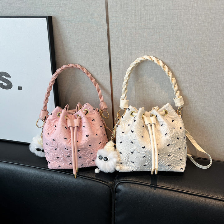 Charmante bestickte Eimer-Handtasche