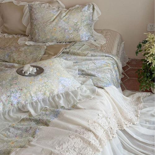 Romantisches Satin-Bettwäsche-Set mit Rüschen- und Spitzenbesatz