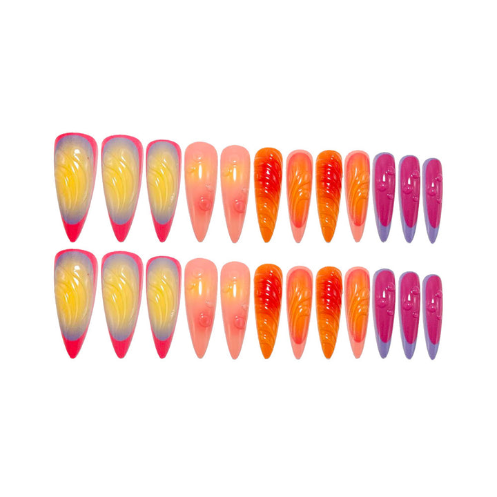 Kreative Nagelspitzen mit 3D-Optik Karnz