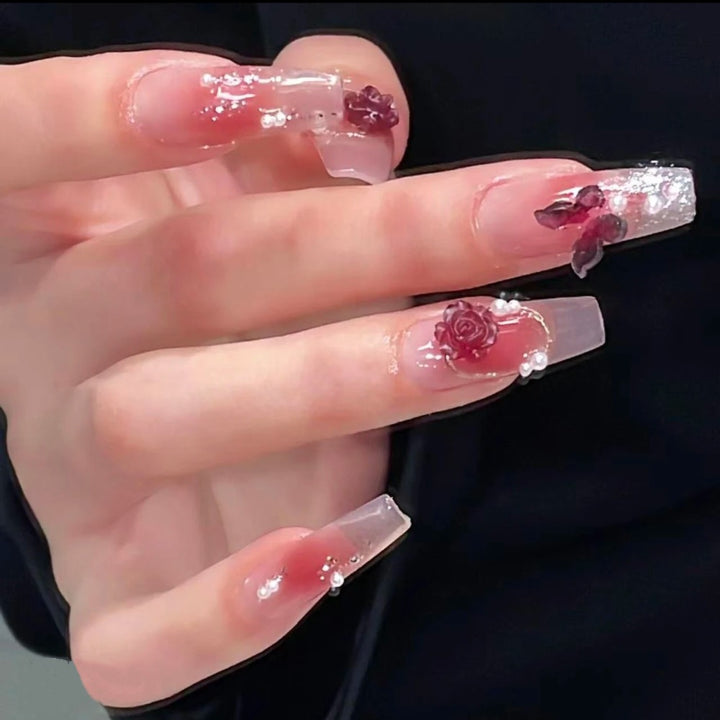 Künstlerisches Floral Verziertes Press-On Nail Set Karnz