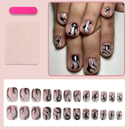 Kunstnagelset mit elegantem Schwarz-Weiß-Design Karnz