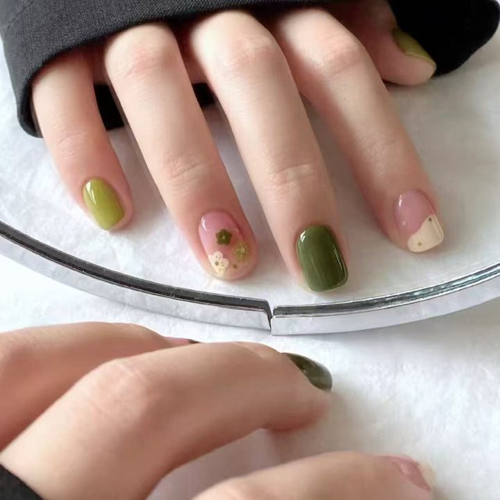 Kreative Nagelkunst Design Kollektion Karnz