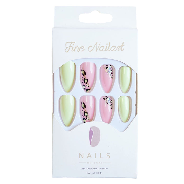 Künstlerisches Press-On Nagelset mit Leoparden-Design