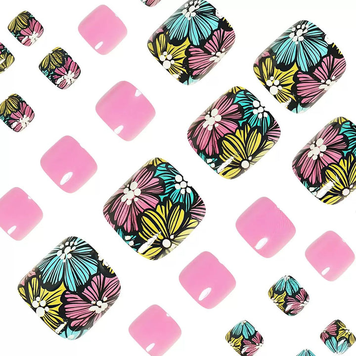 Fußnagelkunst mit buntem Blumenmuster Karnz