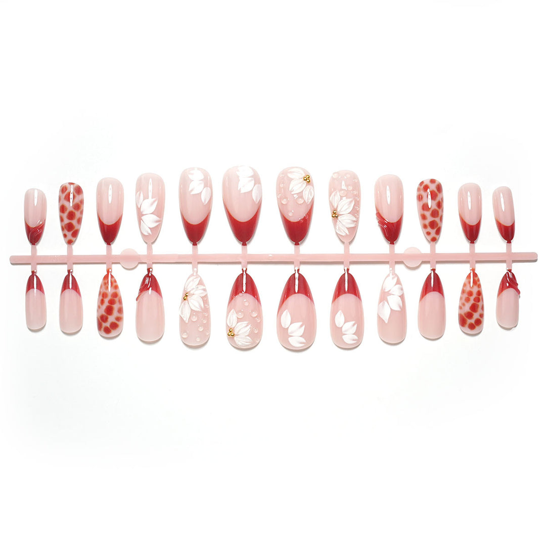 24-teiliger künstlerischer Nageldekorationssatz