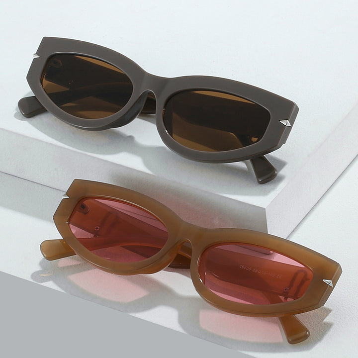 Retro-inspirierte Cat-Eye-Sonnenbrille mit boldem Rahmen Karnz
