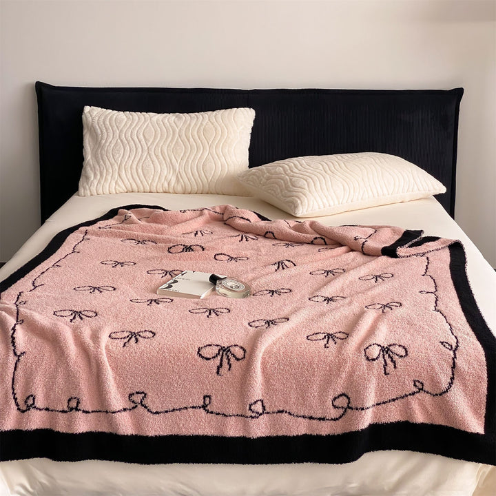 Wendbare Kuscheldecke aus Frottee mit dekorativem Hundemotiv