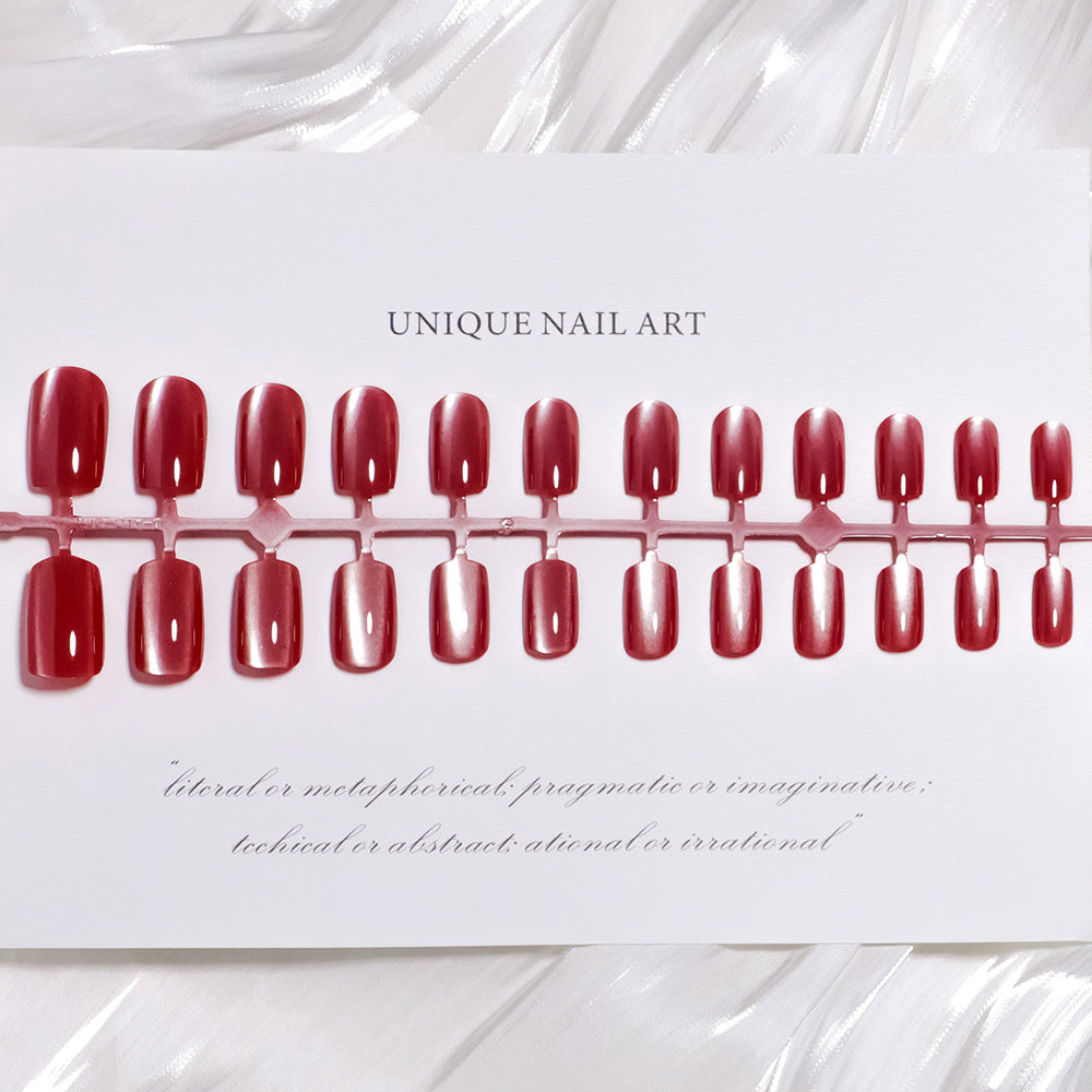 Einzigartiges Press-On Nageldesign Set Karnz