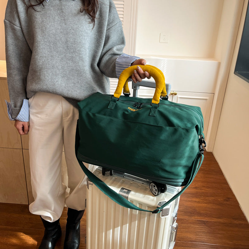 Geräumige Rollreisetasche