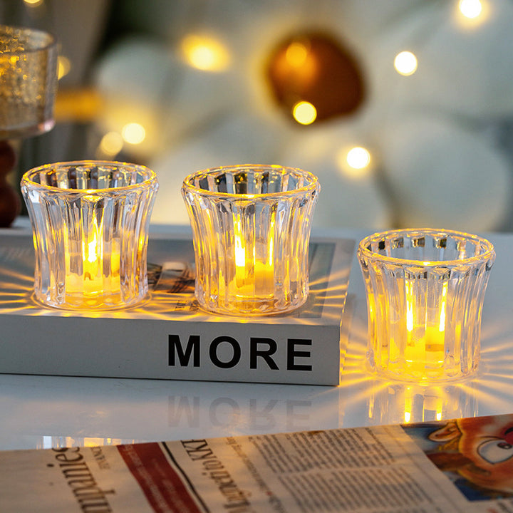 Dekorative Glas-Kerzenhalter